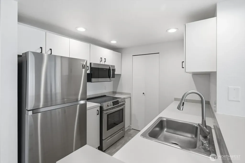 121 Vine Street Seattle WA 98121