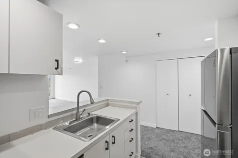 121 Vine Street Seattle WA 98121
