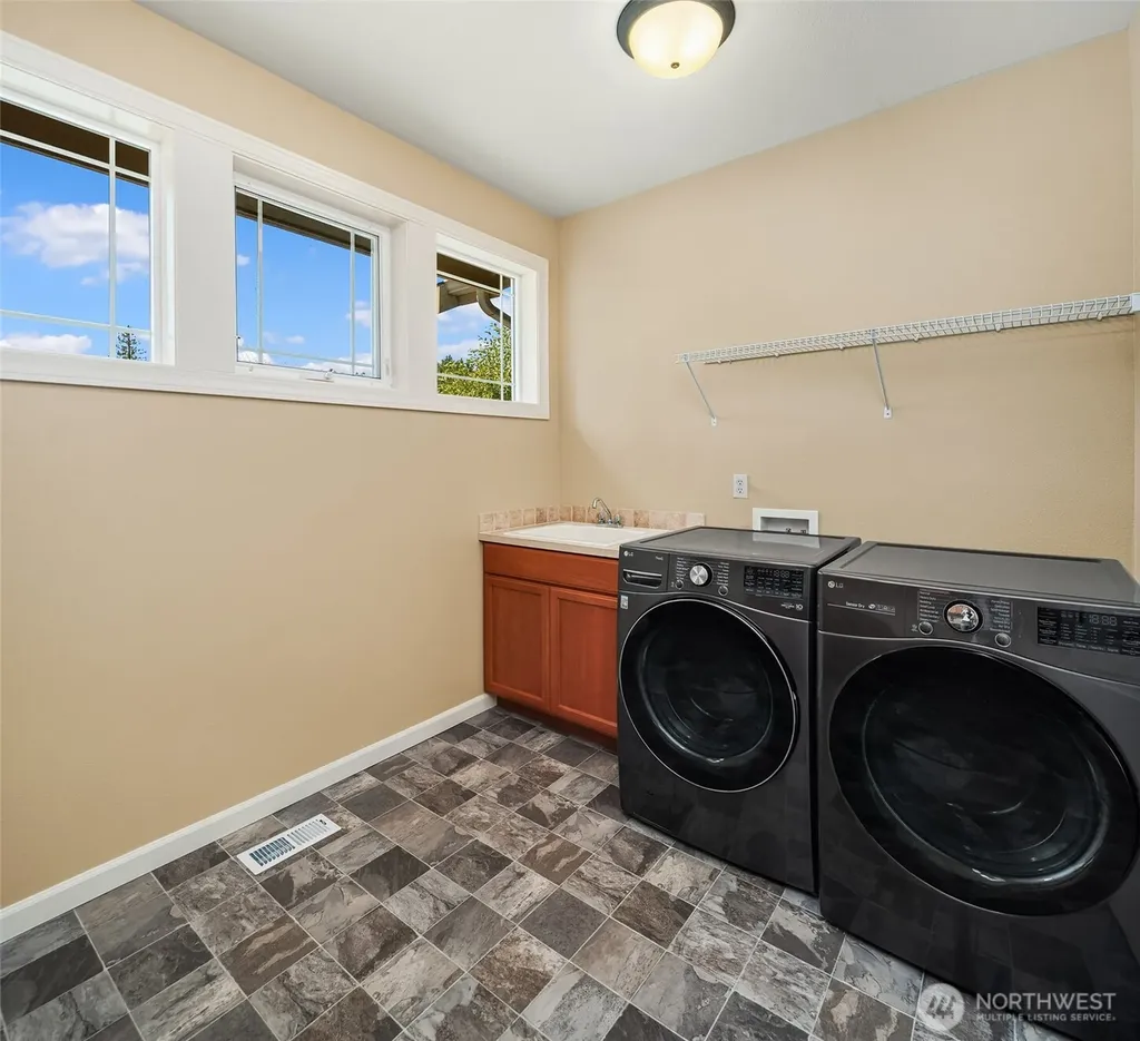 12921 195th Avenue Ct E Bonney Lake WA 98391