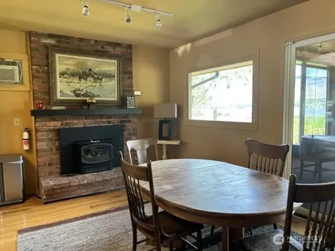 10 Westlake Road Oroville WA 98844