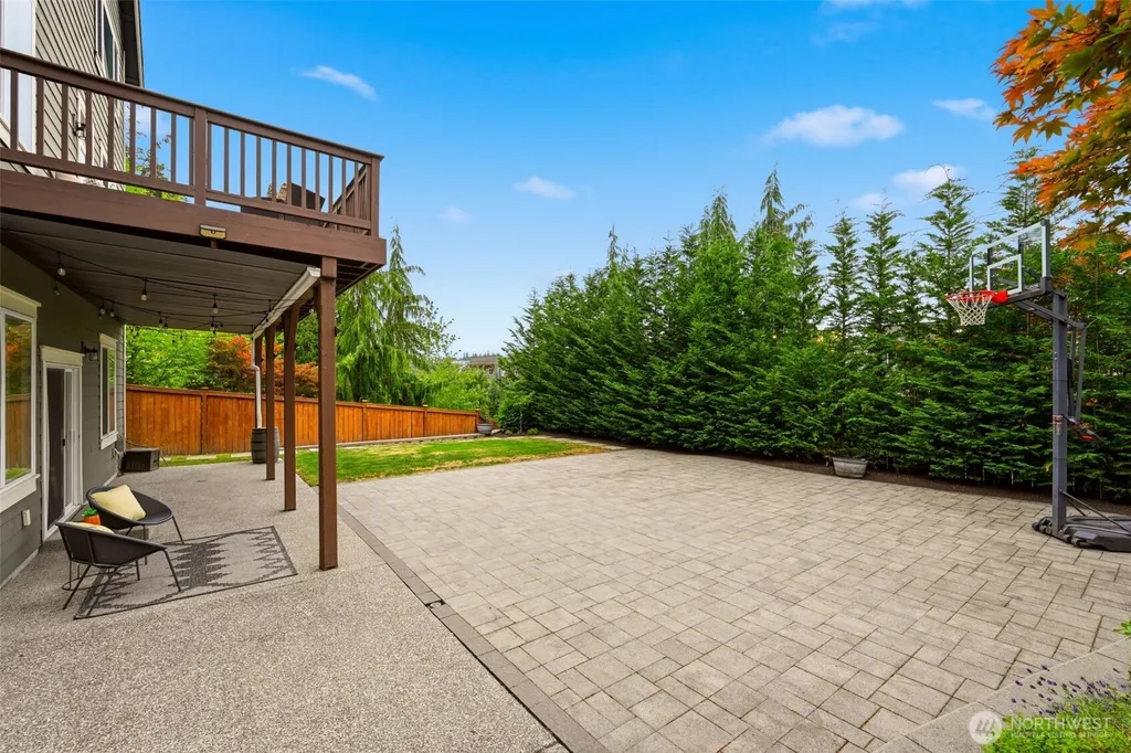 19318 111th Place NE Bothell WA 98011