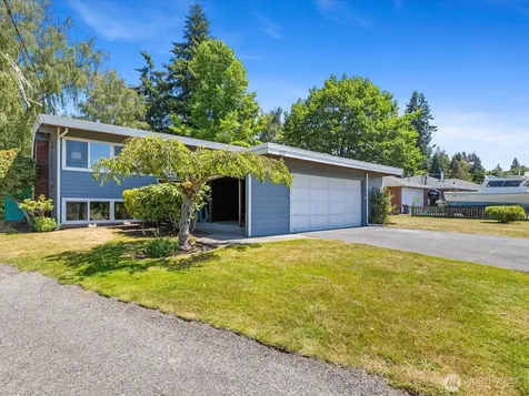 817 Olympic Boulevard Everett WA 98203