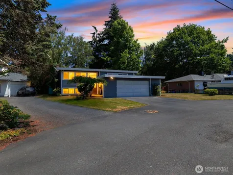 817 Olympic Boulevard Everett WA 98203