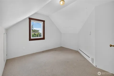 6538 11th Avenue NW Seattle WA 98117