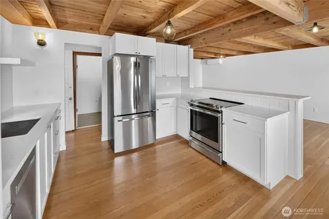 6538 11th Avenue NW Seattle WA 98117