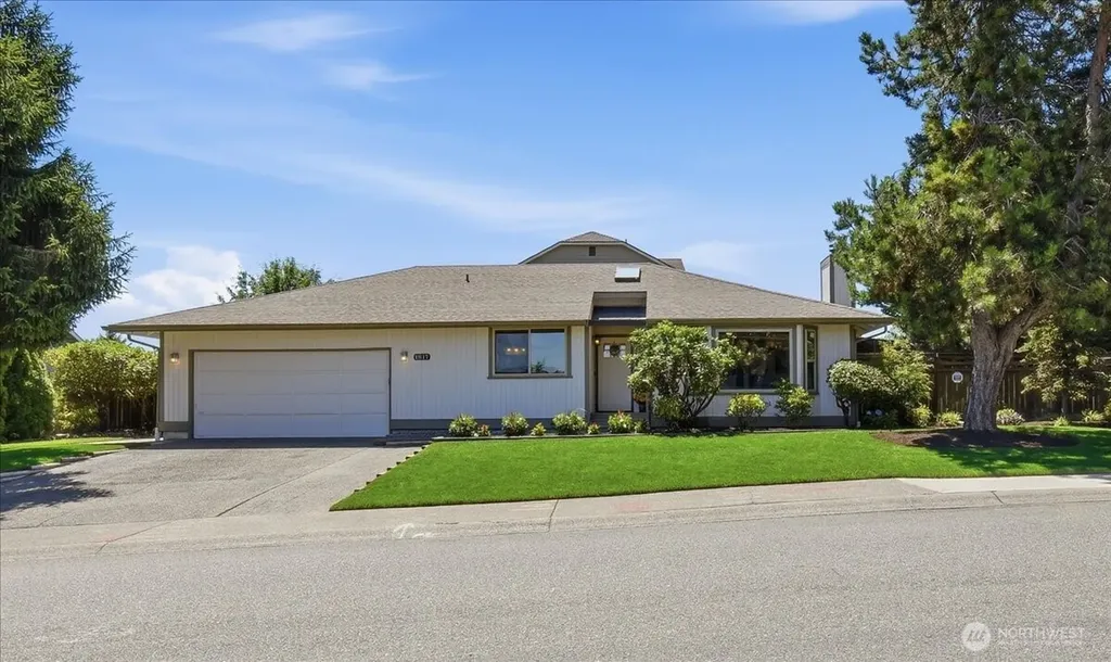 1817 SW 325th Place Federal Way WA 98023