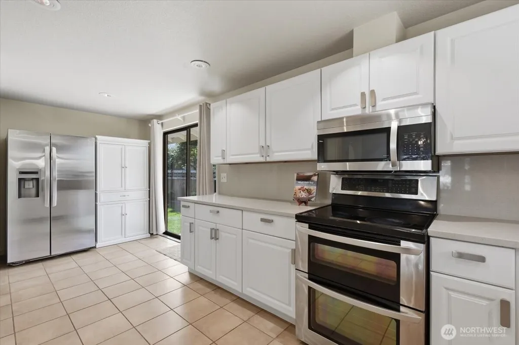 1817 SW 325th Place Federal Way WA 98023