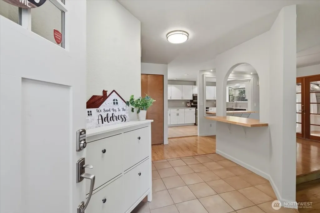 1817 SW 325th Place Federal Way WA 98023