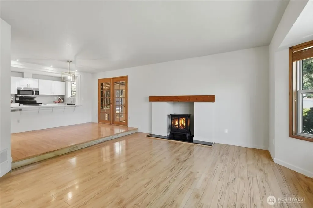 1817 SW 325th Place Federal Way WA 98023