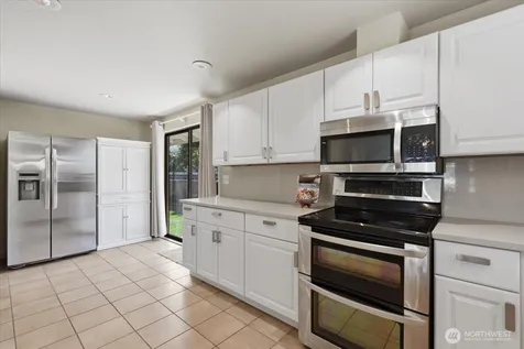 1817 SW 325th Place Federal Way WA 98023