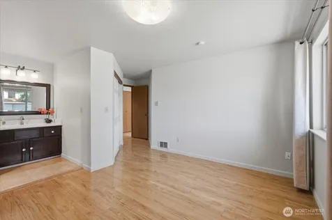 1817 SW 325th Place Federal Way WA 98023