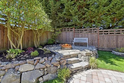1817 SW 325th Place Federal Way WA 98023