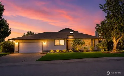 1817 SW 325th Place Federal Way WA 98023