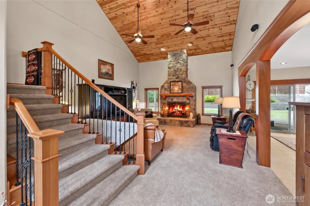 304 Antonie Avenue N Eatonville WA 98328