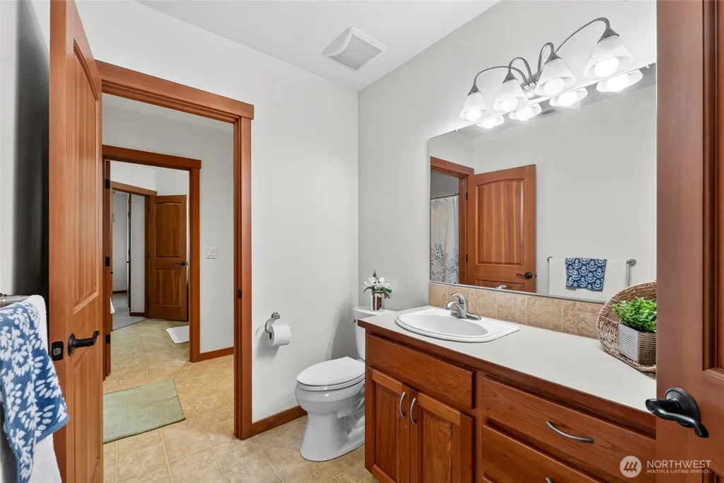 304 Antonie Avenue N Eatonville WA 98328