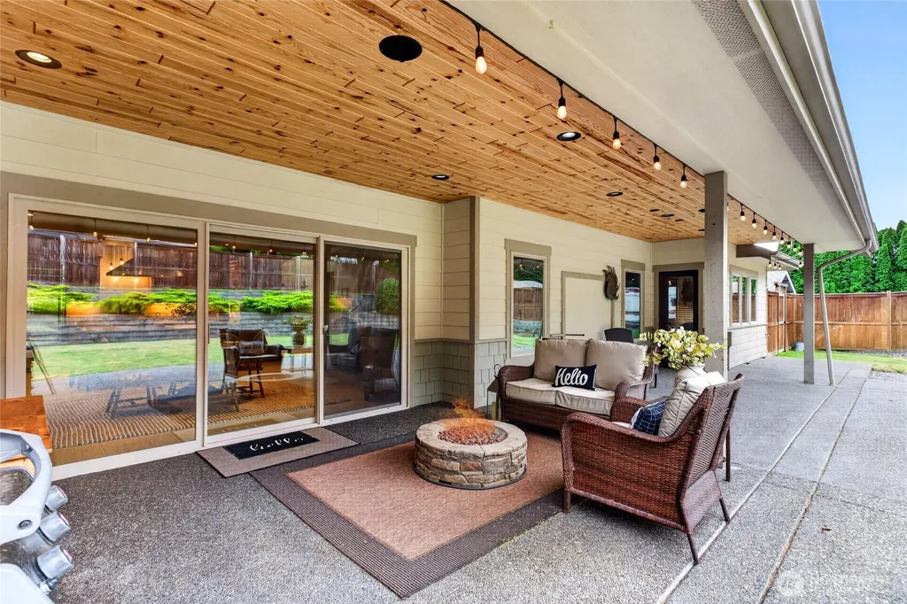 304 Antonie Avenue N Eatonville WA 98328