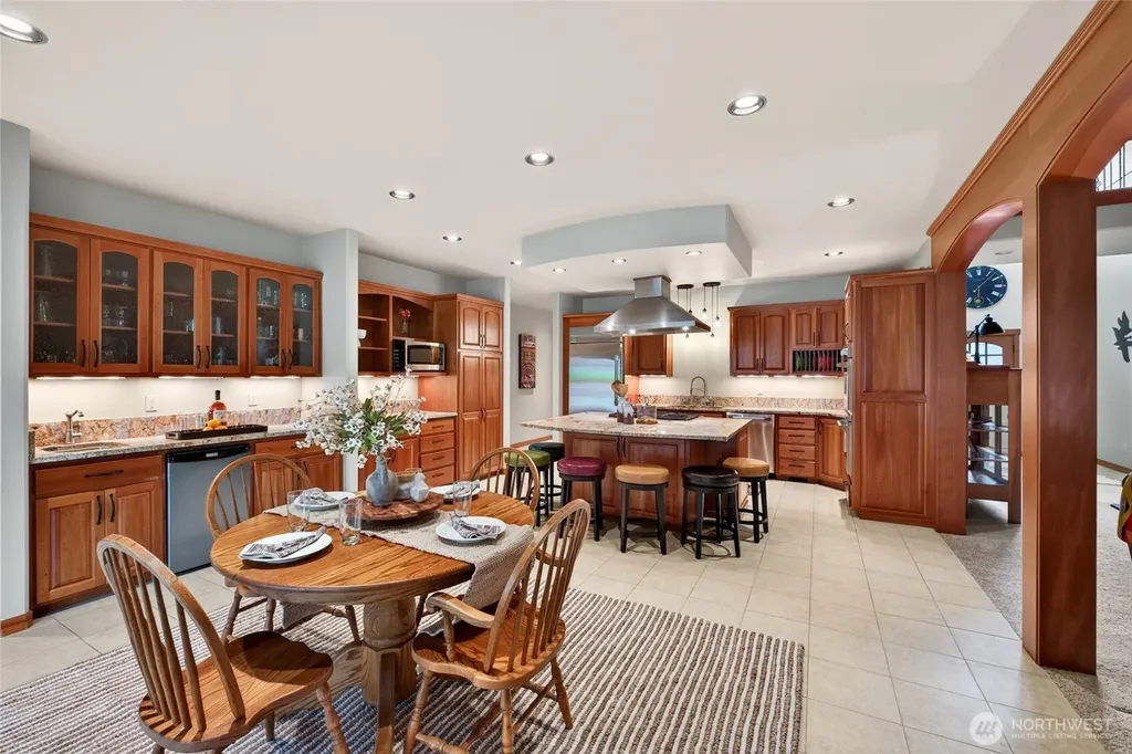 304 Antonie Avenue N Eatonville WA 98328