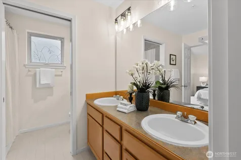 9003 158th Place NE Redmond WA 98052