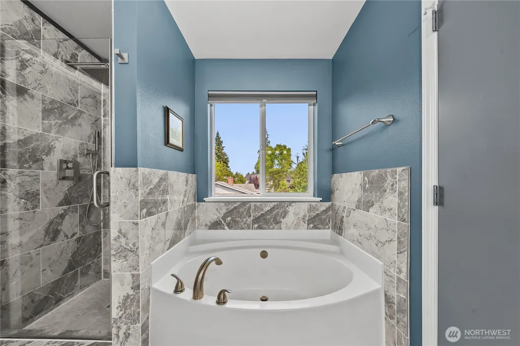 1917 28th Avenue Ct SW Puyallup WA 98373