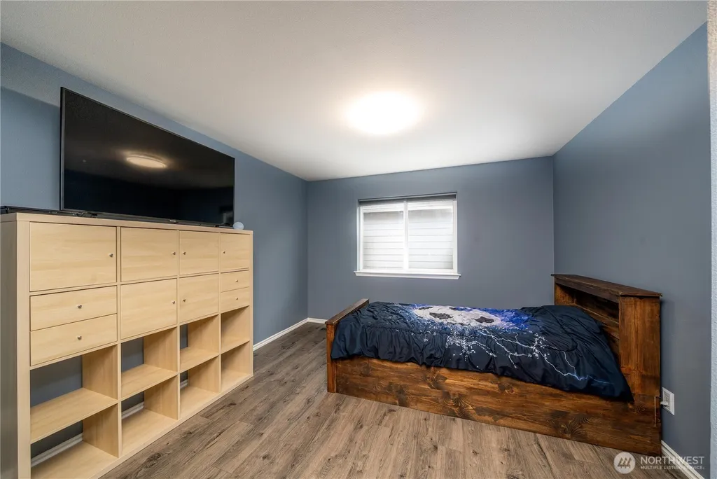 1917 28th Avenue Ct SW Puyallup WA 98373