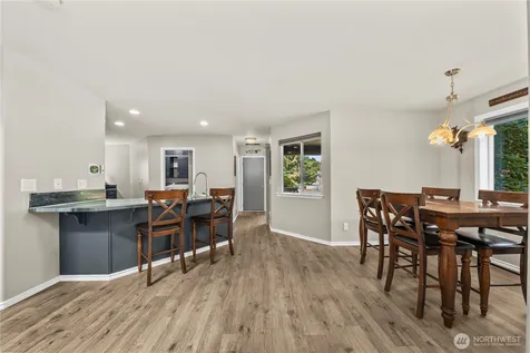 1917 28th Avenue Ct SW Puyallup WA 98373