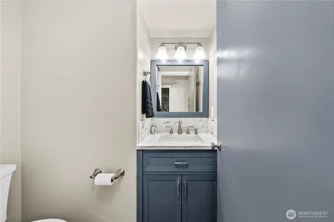 1917 28th Avenue Ct SW Puyallup WA 98373