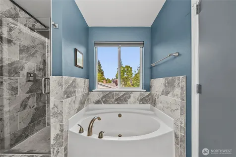 1917 28th Avenue Ct SW Puyallup WA 98373