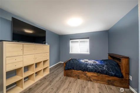 1917 28th Avenue Ct SW Puyallup WA 98373