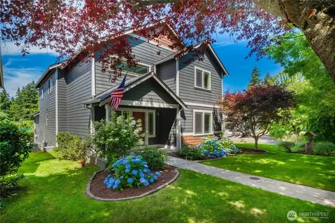 1917 28th Avenue Ct SW Puyallup WA 98373