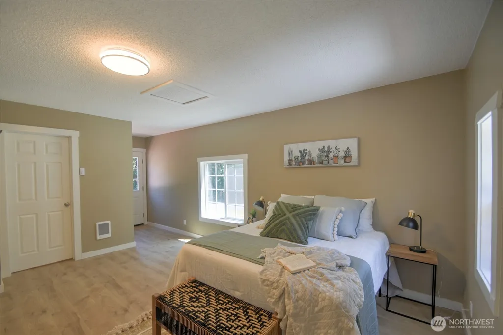 7028 Boston Harbor Road NE Olympia WA 98506