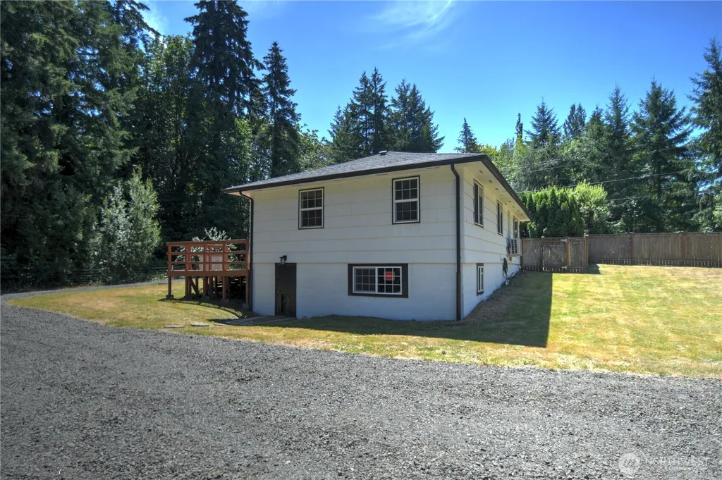 7028 Boston Harbor Road NE Olympia WA 98506