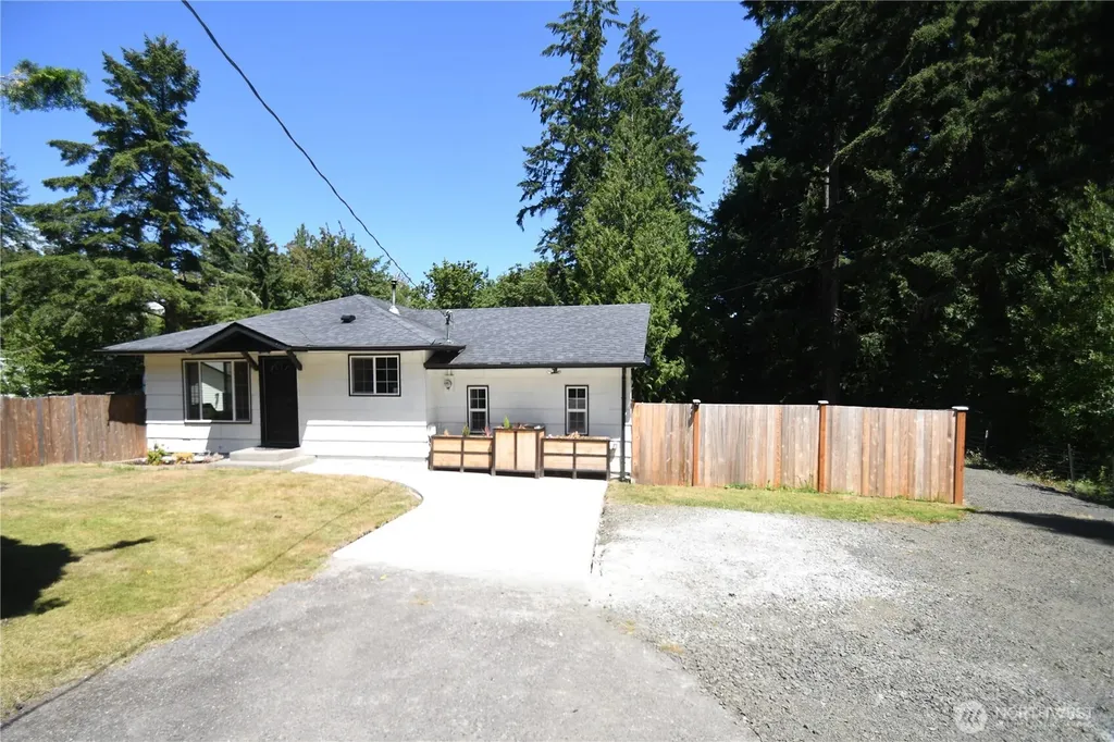 7028 Boston Harbor Road NE Olympia WA 98506