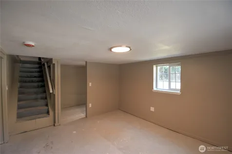 7028 Boston Harbor Road NE Olympia WA 98506