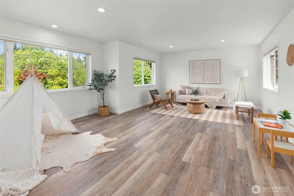 13711 NE 135th Place Kirkland WA 98034