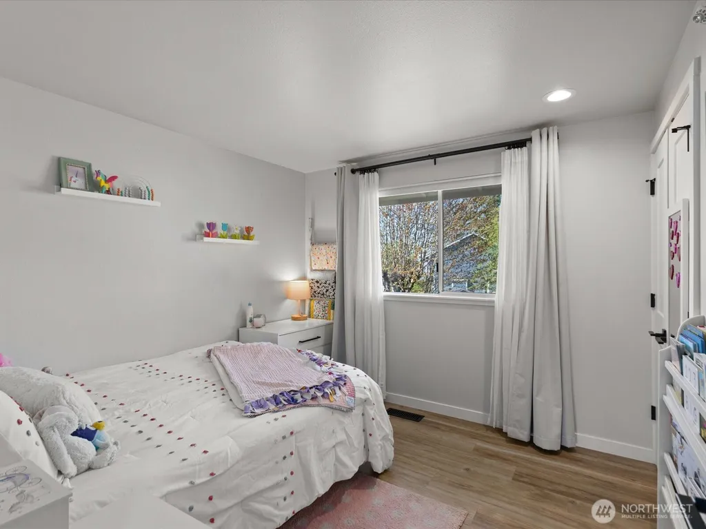 22905 SE 281 Place Maple Valley WA 98038