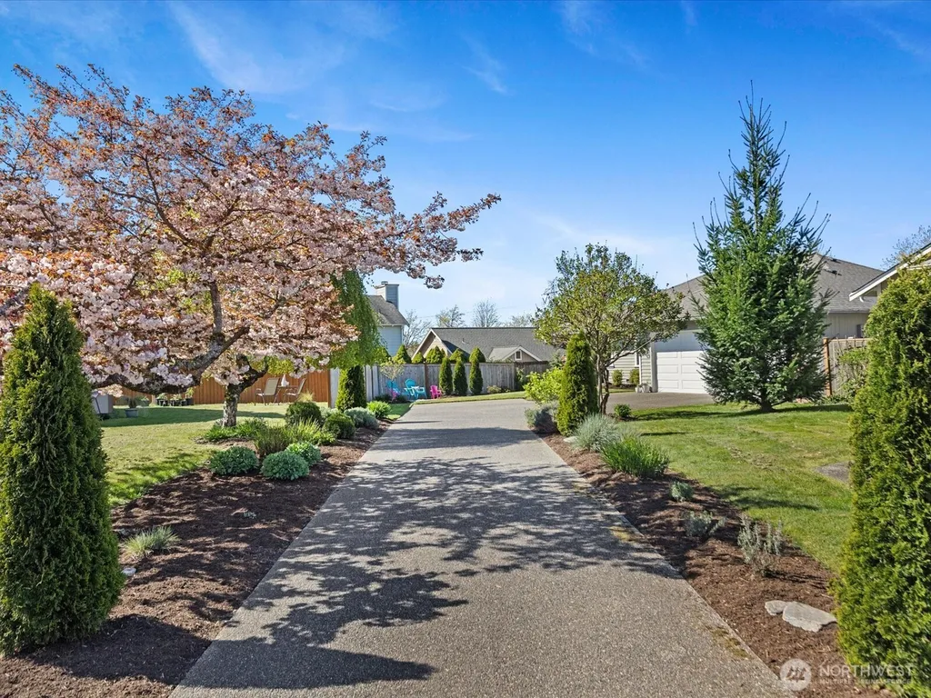 22905 SE 281 Place Maple Valley WA 98038