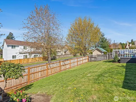 22905 SE 281 Place Maple Valley WA 98038