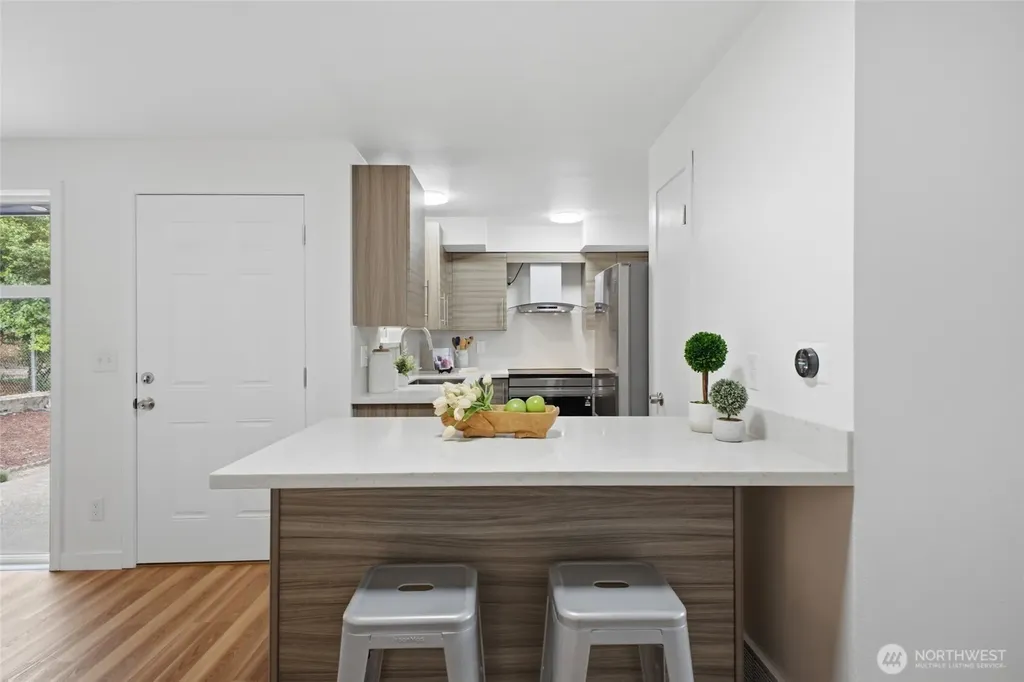 5922 23rd Avenue S Seattle WA 98108
