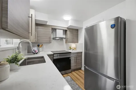 5922 23rd Avenue S Seattle WA 98108