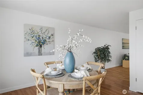 5922 23rd Avenue S Seattle WA 98108