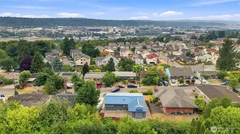 5922 23rd Avenue S Seattle WA 98108