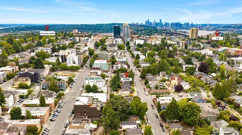 5520 Brooklyn Avenue NE Seattle WA 98105