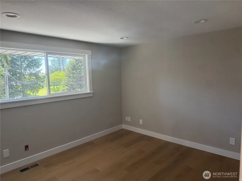 4515 Chrisella Road E Edgewood WA 98372