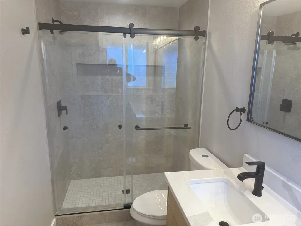 4515 Chrisella Road E Edgewood WA 98372