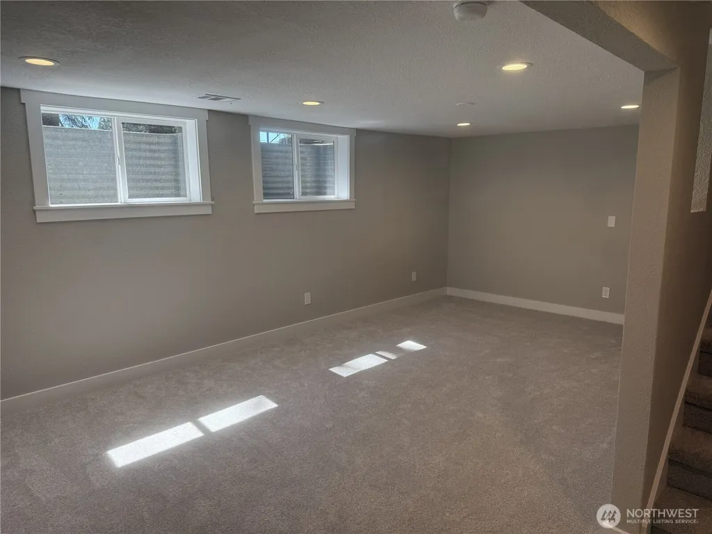 4515 Chrisella Road E Edgewood WA 98372