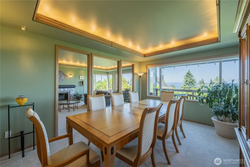 9297 44th Avenue SW Seattle WA 98136