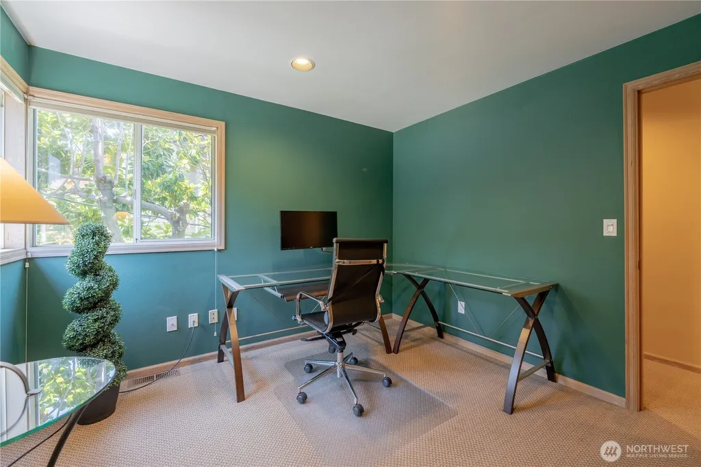 9297 44th Avenue SW Seattle WA 98136