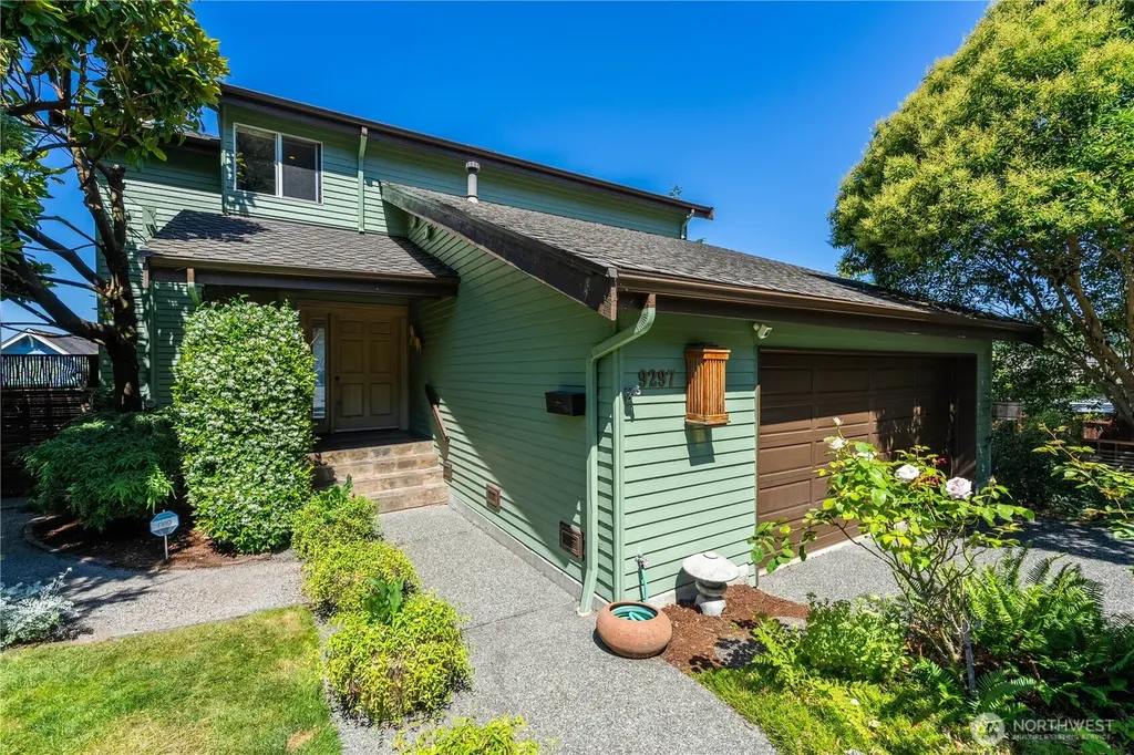 9297 44th Avenue SW Seattle WA 98136