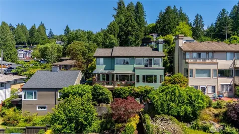 9297 44th Avenue SW Seattle WA 98136