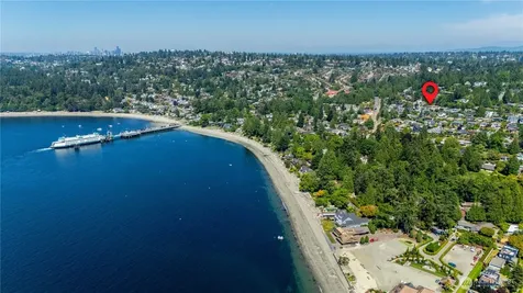 9297 44th Avenue SW Seattle WA 98136